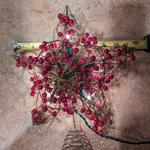 Rustic Lighted Tree Topper - Picture 2 of 2